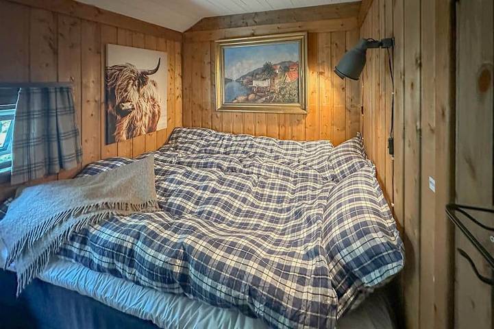 2 bedroom stunning home in Tysse in Samnanger