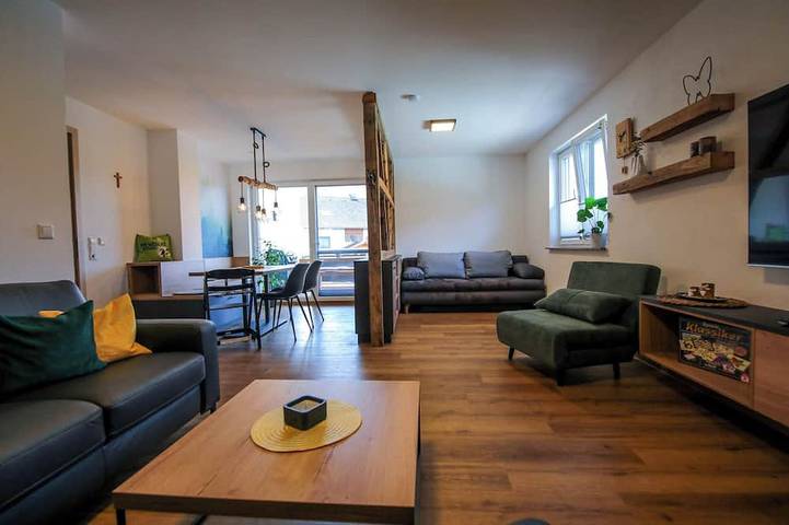 Ferienwohnung für 5 Personen, mit Garten und Sauna sowie Balkon in Geisingen