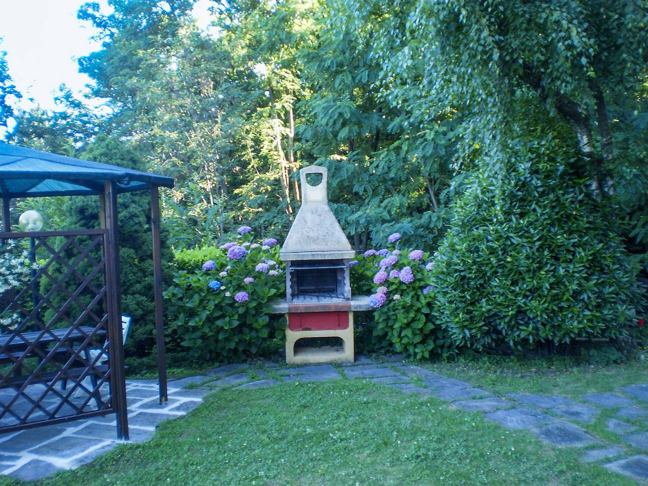 Geheel appartement, Vakantieappartement voor 4 personen met balkon in Porto Valtravaglia, Lago Maggiore (Lombardy)