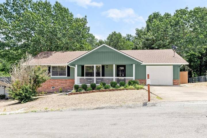 Ferienhaus für 6 Personen, mit Whirlpool und Garten in Bella Vista