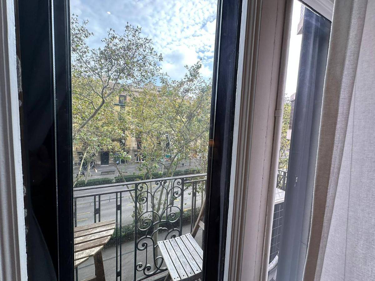 Single Room with Shared Bathroom in Barcelona Centre, Barcelona