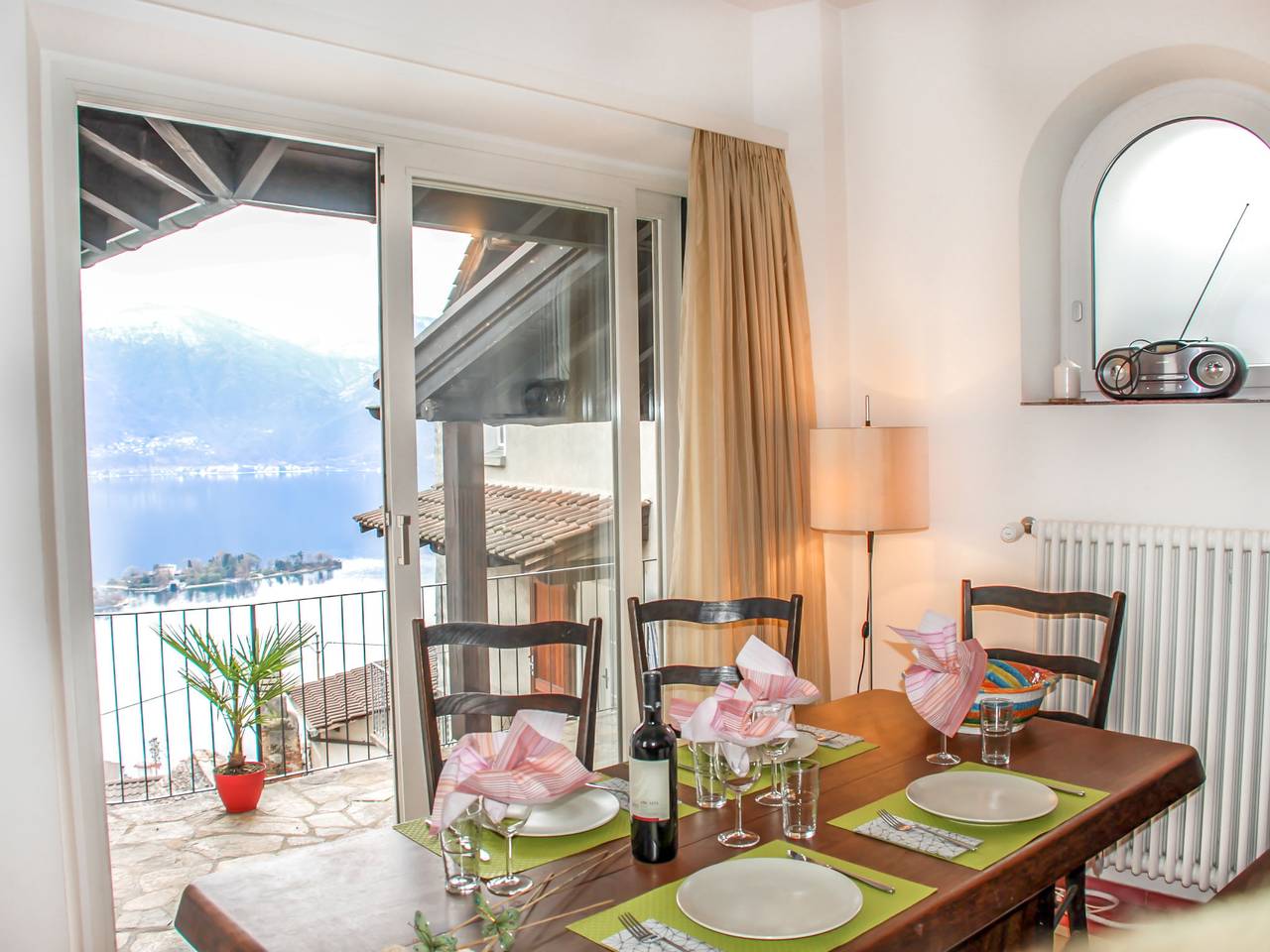 Ganze Wohnung, Casa Eduardo Apt.2 in Ronco sopra Ascona, Tessiner Alpen