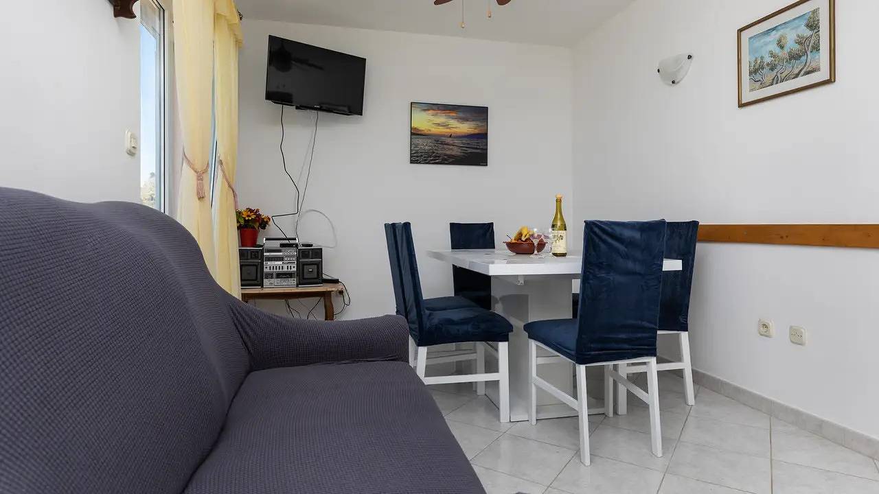 Cały apartament wypoczynkowy, Apartament wakacyjny dla 6 osób in Mimice, Omiš-Riviera