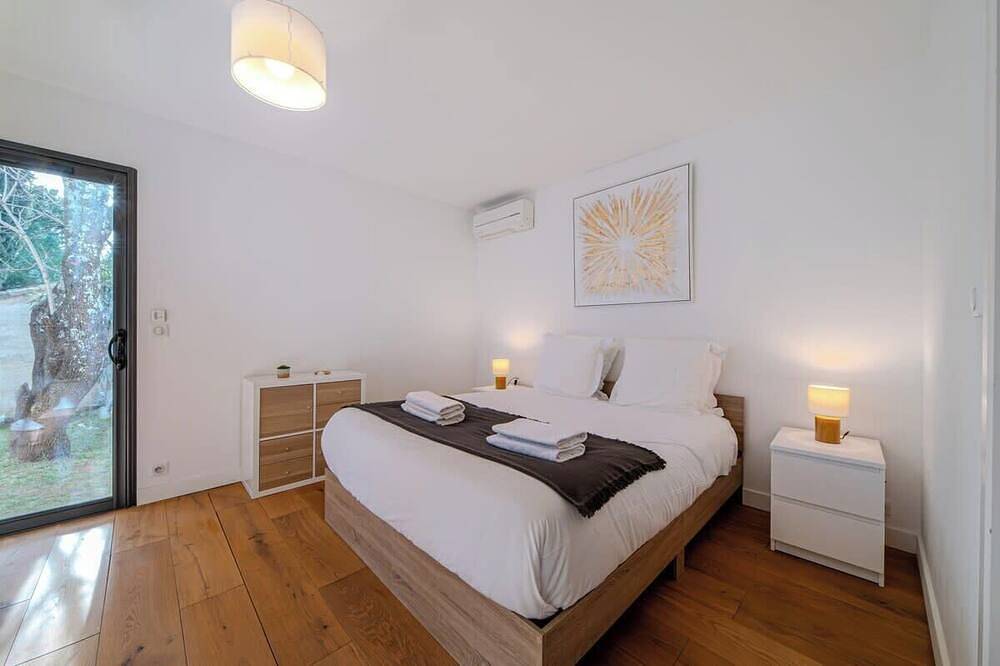 Villa Azurea - At the gates of Montpellier - 10 p in Castelnau-le-Lez, Côte d'Améthyste