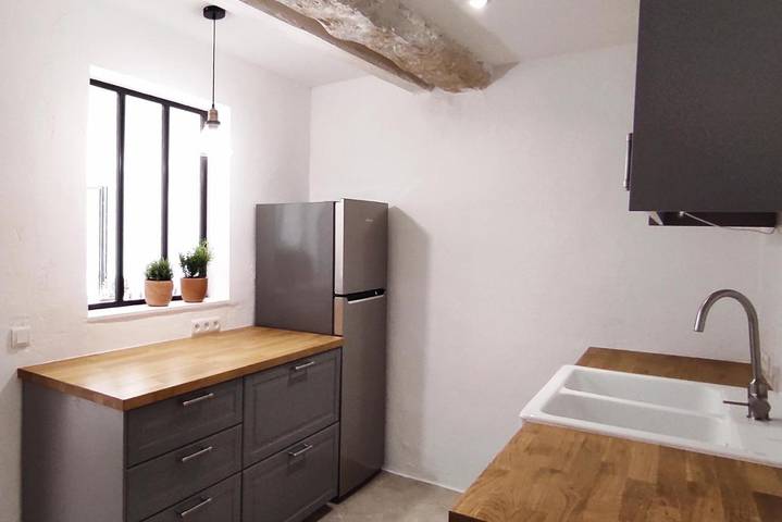 Location de vacances pour 10 personnes, avec jardin et vue, animaux acceptés à Verquières - 3