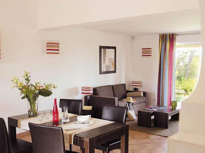 Ferienhaus für 6 Personen, mit Balkon und Garten sowie Sauna und Pool an der Côte d'Azur