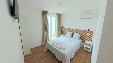 Chambre d’hôte pour 3 personnes, avec vue et terrasse à Baleal