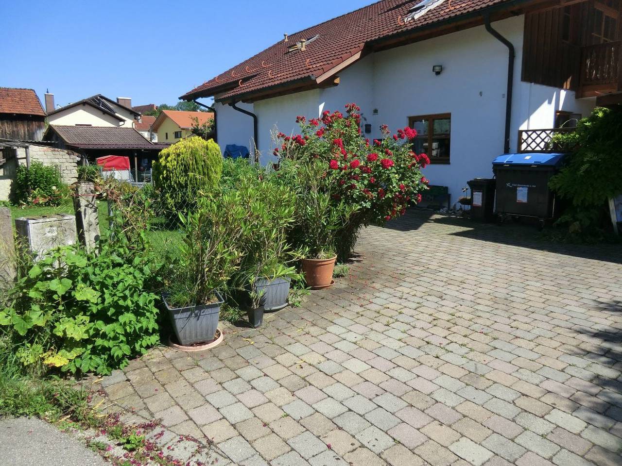 Ganze Ferienwohnung, Urlaub am Inn - Ferienwohnung mit großem Wohnbereich und Schlafzimmer und Sauna in Wasserburg am Inn, Landkreis Rosenheim