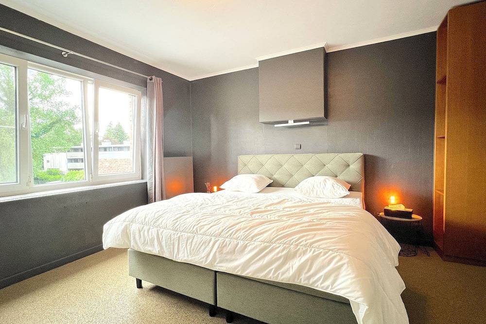 Geheel appartement, Ruim appartement met tuin vlakbij centrum Genk in Genk, Hasselt en omgeving