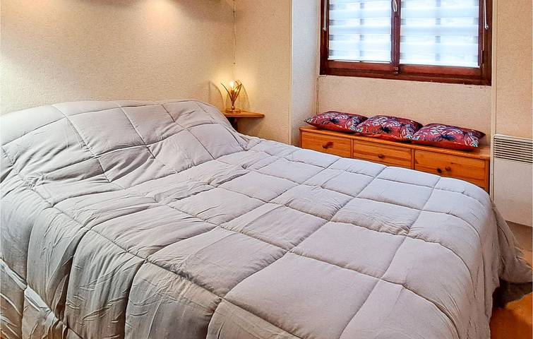 Ganze Ferienwohnung, 200m zum Strand: Terrasse Apt mit TV & Internet in Saint-Benoît-de-l'Aure, Bayeux und Umgebung