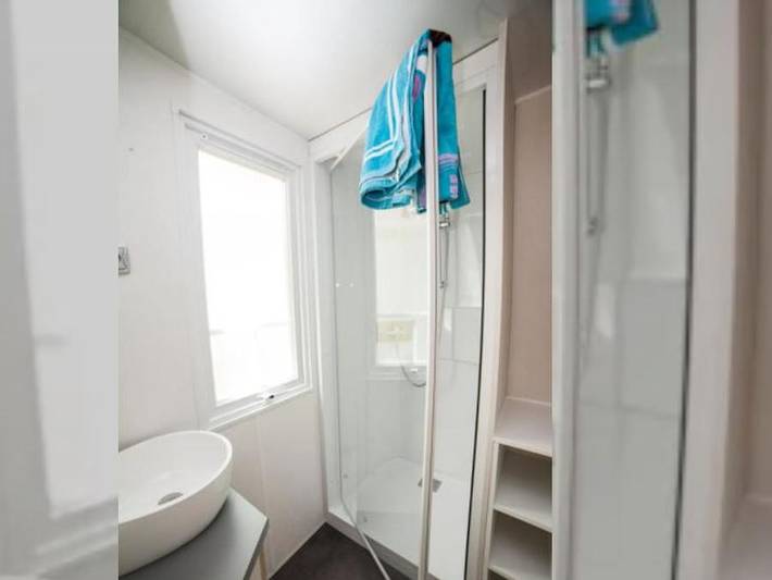 Mobil home pour 4 personnes, avec bassin pour enfant à Lunel - 4