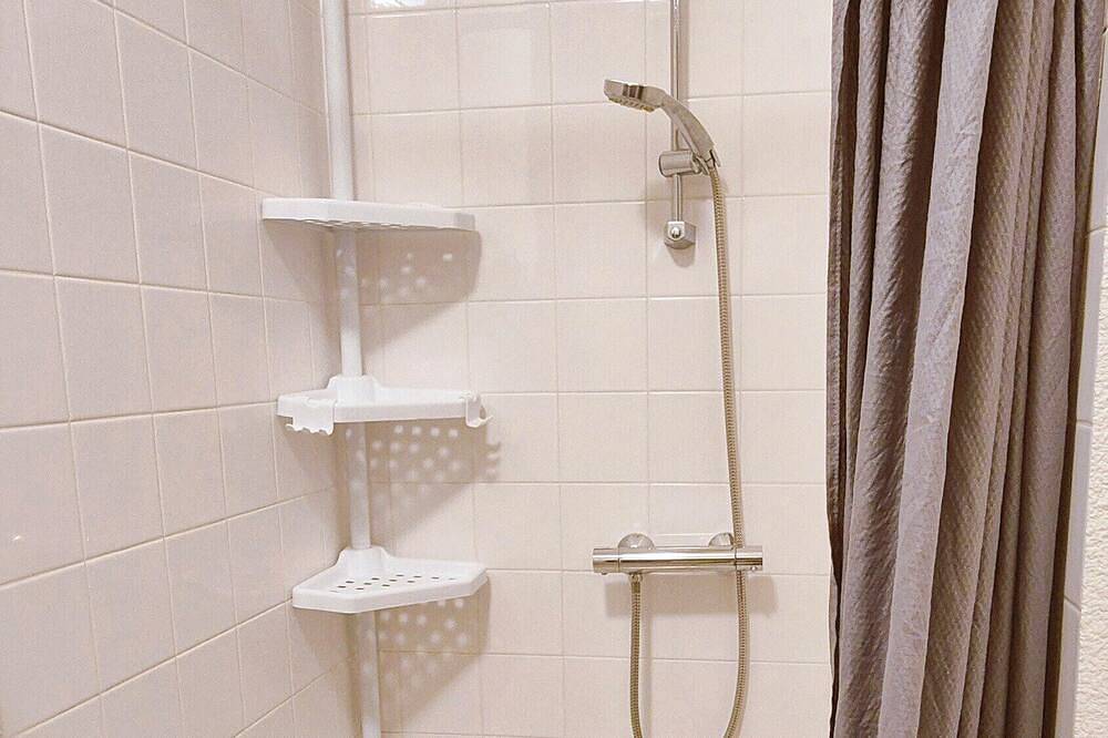 Entire apartment, Studio Montbrun-les-Bains, Le Hameau des Sources, village view and Mont Ventoux in Montbrun-les-Bains, Nyons region