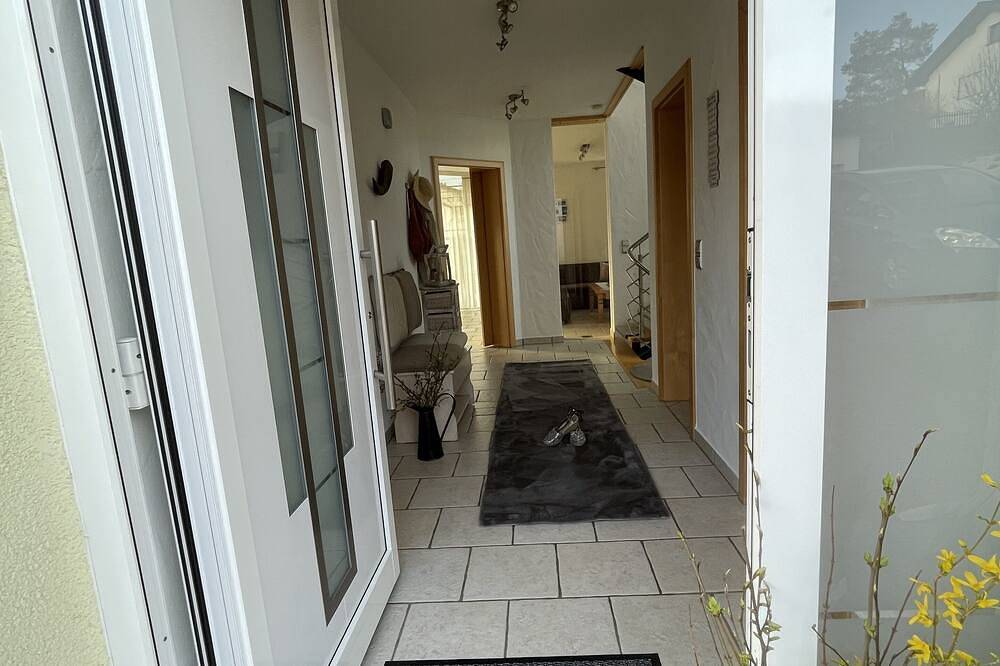 Large vacation apartment (120m²) with \"beautiful view\" Garden with playground in Waldeck, Waldecker Land
