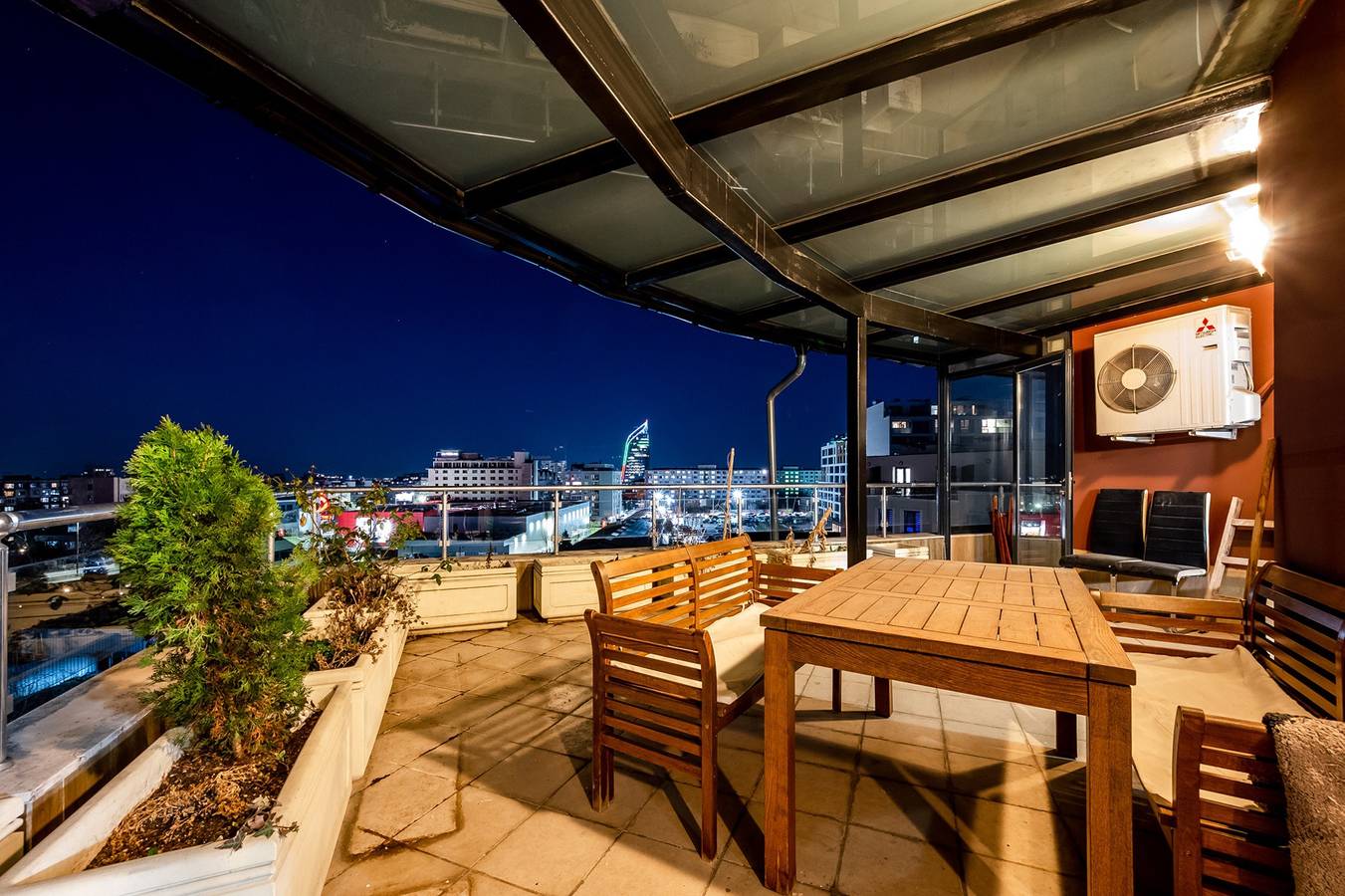 Appartement de vacances entier, Sofia Luxury 3-Bed Penthouse Apartment, Sleeps 6 in Sofia, Bulgarie