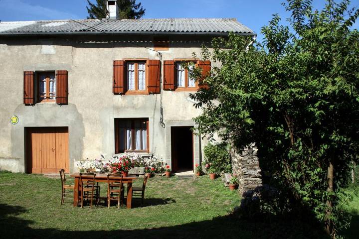 Gîte pour 6 personnes, avec Jardin