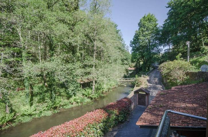 Casa rural para 10 personas, con Terraza y Jardín además de Vistas y Vistas al lago en Carral - 4