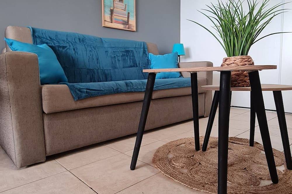 Rara villa con vista mare: residence ***: piscina riscaldata, mare ... in Serra di Ferro, Ajaccio e dintorni