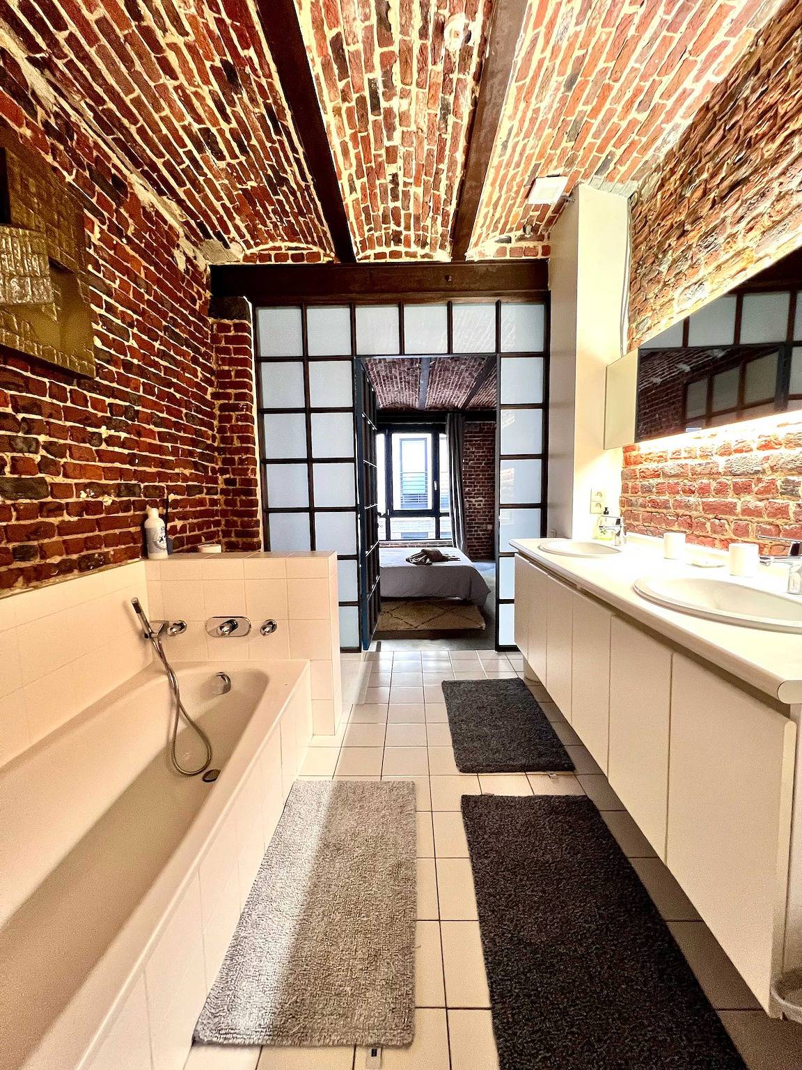 Entire apartment, Beautiful lovely Loft for 3 people from 3 min to Manneken Pis in Brussels, Brussels region