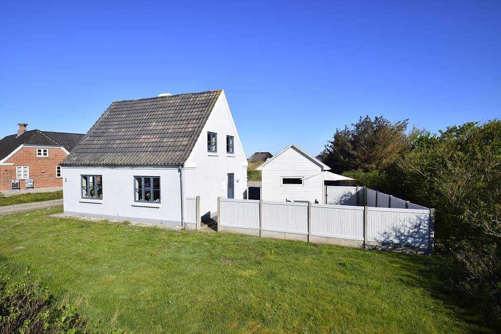 Helles, etwas älteres Ferienhaus im Herzen von Vedersø Klit nur einen Katzensprung von der Nordsee in Ulfborg, Holstebro und Umgebung
