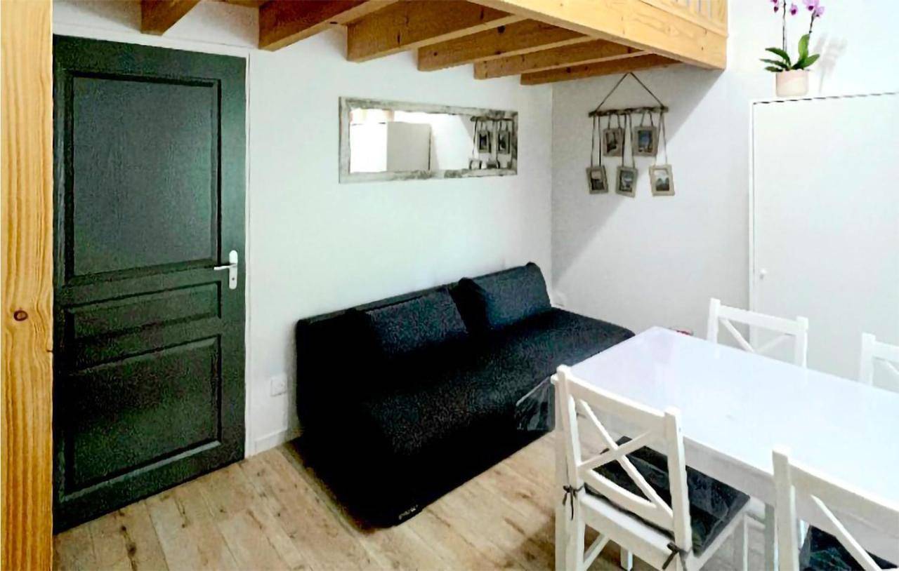 One-Bedroom Holiday Home in Coulon, Région de Niort