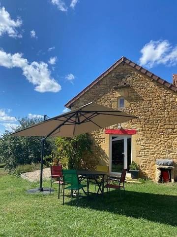 Gîte pour 2 personnes, avec jardin et terrasse à Granges-d'Ans