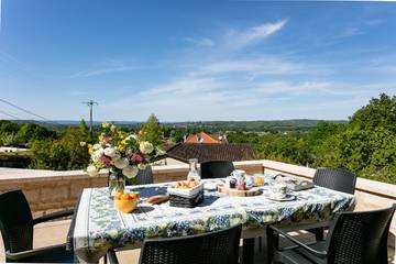 Chambre d’hôte pour 2 personnes, avec jardin dans le Lot
