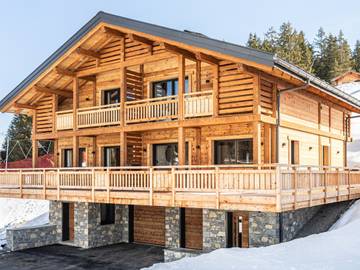 Maison de campagne pour 6 personnes, avec balcon à Manigod