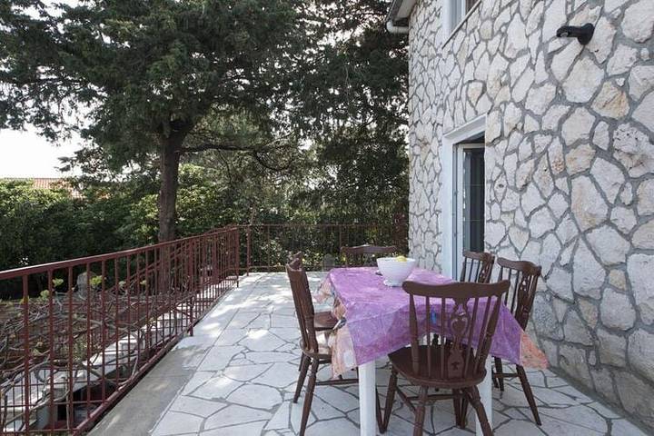 Ferieleilighet for 9 personer, med Terrasse i Supetar