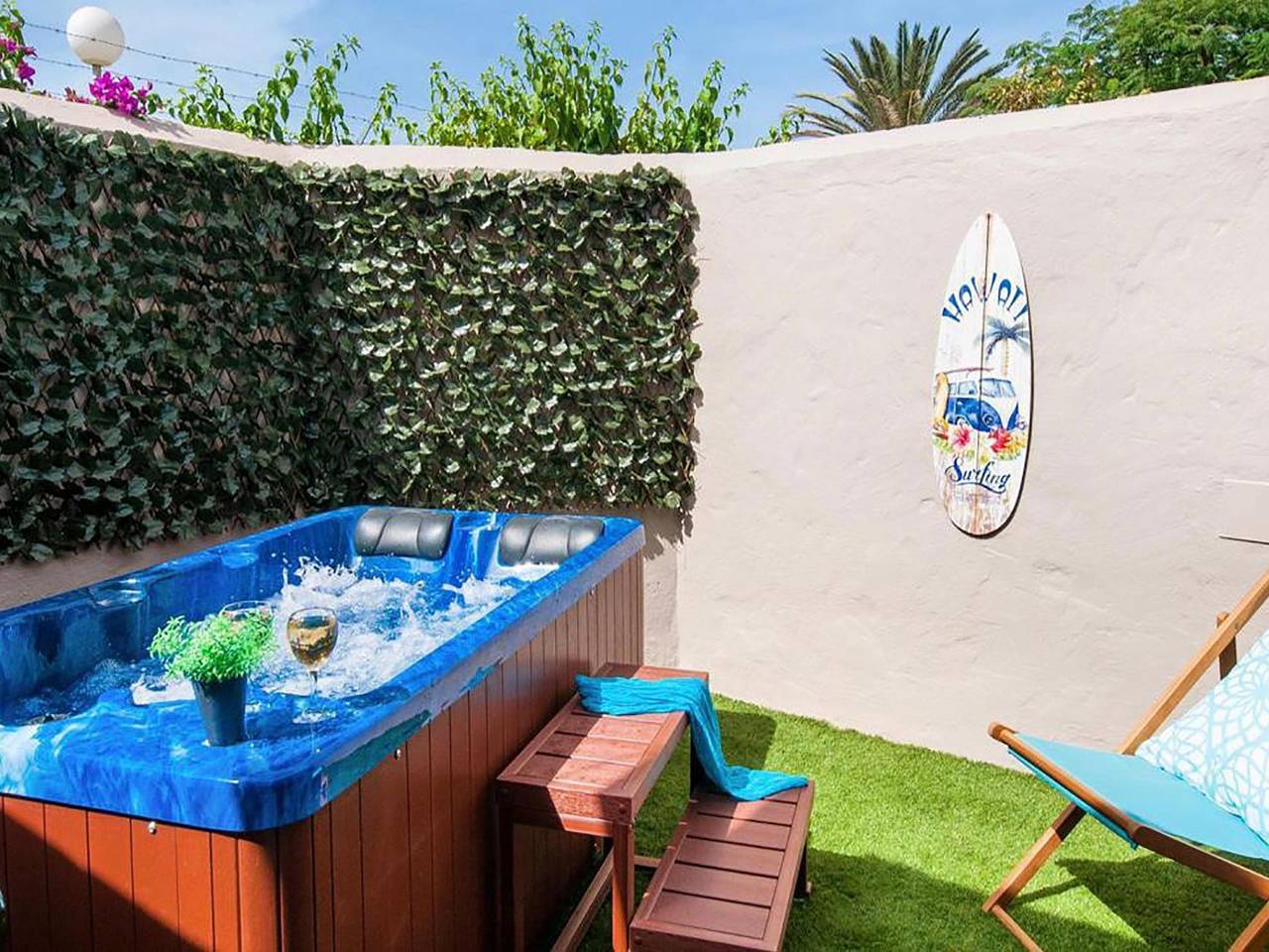 Flamboyant Tree Garden Holiday Home in Campo Internacional, San Bartolomé de Tirajana