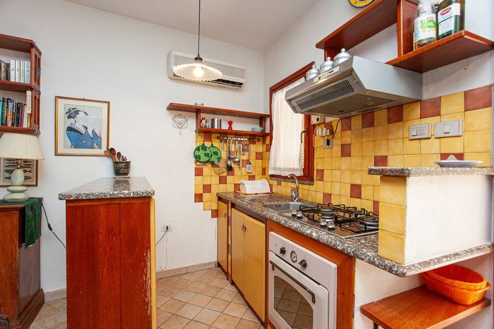 Casa Vacanze 'La Casa Di Margaret' con terrazza privata, giardino privato e aria condizionata in San Teodoro, Olbia-Tempio