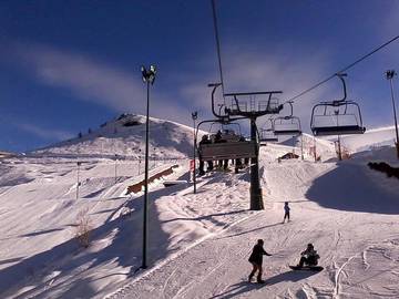 Gîte pour 4 personnes, avec jardin ainsi que terrasse et vue, animaux acceptés à Prato Nevoso