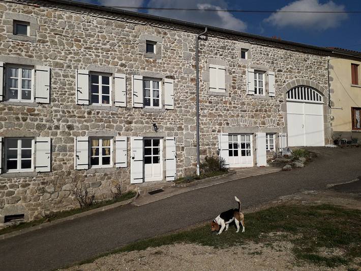 Gîte pour 10 personnes, animaux acceptés dans Palladuc