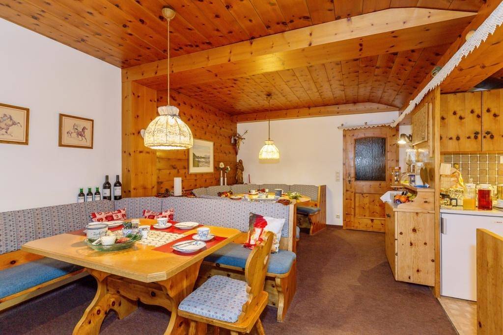 Gästehaus Flora - Standard single room with shower/Wc in Reit im Winkl, Bavarian Alps