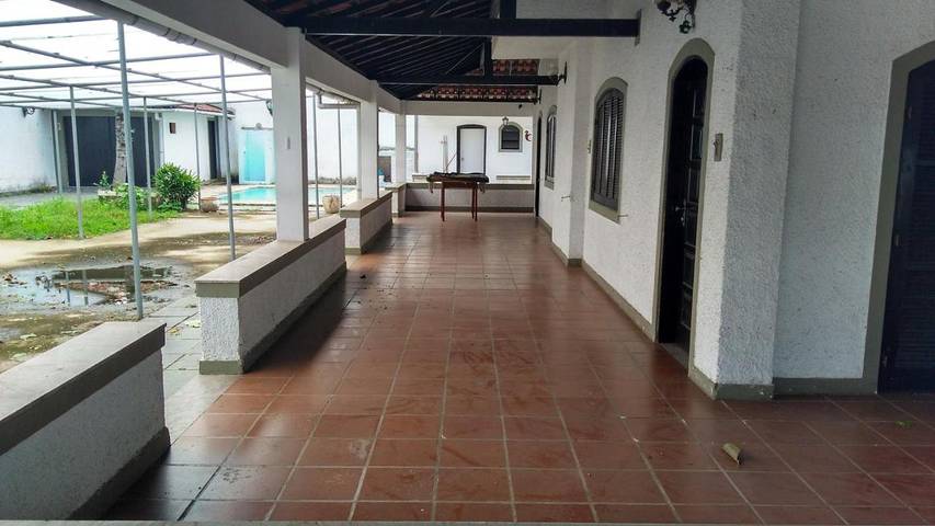 Casas e apartamentos de temporada para 12 pessoas, com balcão e piscina, com animais de estimação em Itaguaí