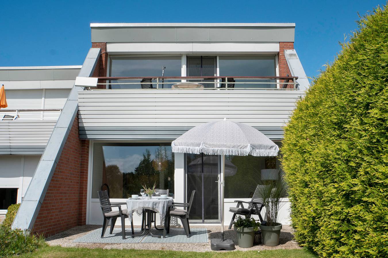 Ganze Wohnung, Ferienwohnung 'Weitblick - In 5 Min Am Meer' mit Privatterrasse, Privatem Garten und Wi-Fi in Wangerland, Südliche Nordseeküste