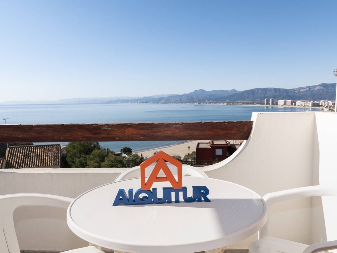 Ganze Wohnung, 3-Zimmer-Wohnung mit Pool, Garage und Wlan in Cullera in Cullera, Costa de Valencia