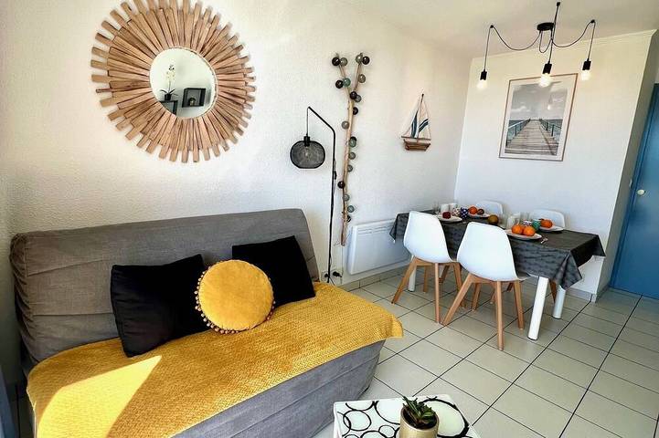 Appartement entier, Vue sur le Port! Résidence piscine & loisirs 4p in Talmont-Saint-Hilaire, Vendée