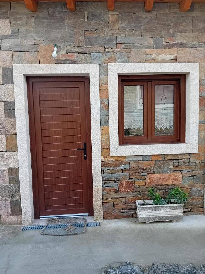 Casa de férias para 3 pessoas, com vista, com animais de estimação em Miranda do Douro