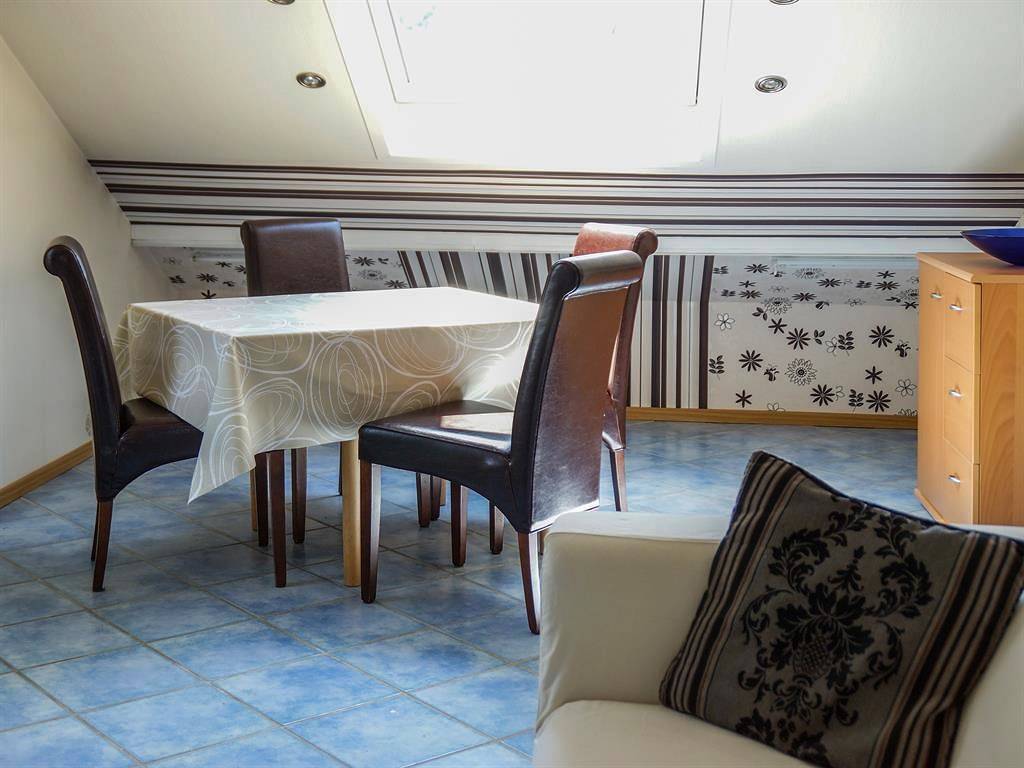 Ganze Ferienwohnung, Appartement/Fewo, Bad, Wc, 1 Schlafraum in Kastellaun, Hunsrück