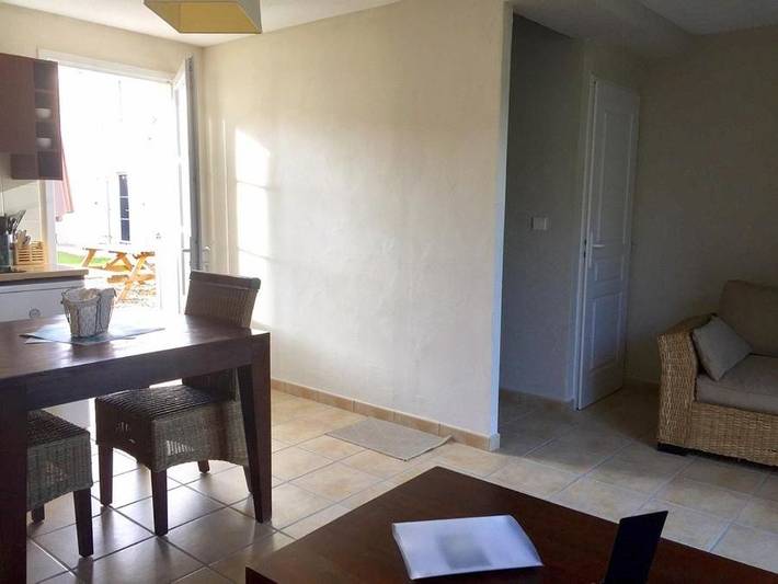 Gîte pour 6 personnes, avec piscine et jardin à Barbaste - 2