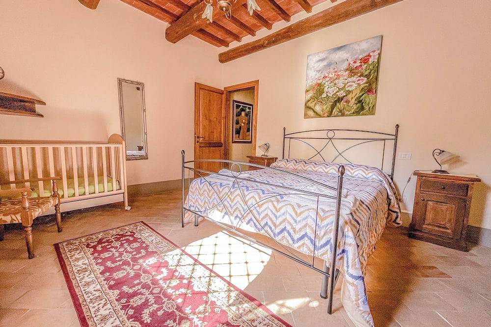 Detached villa with private pool and great panoramic views!! in Montecchio, Provinsen Terni