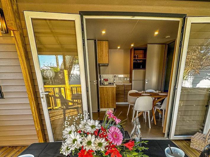 Camping Le Lagon Bleu - Mobilheim 4 personen - Mobilheim O Hara 804, 2 Schlafzimmer, mit Terrasse, für 1–4 Personen in Notre-Dame-de-Monts, Vendée