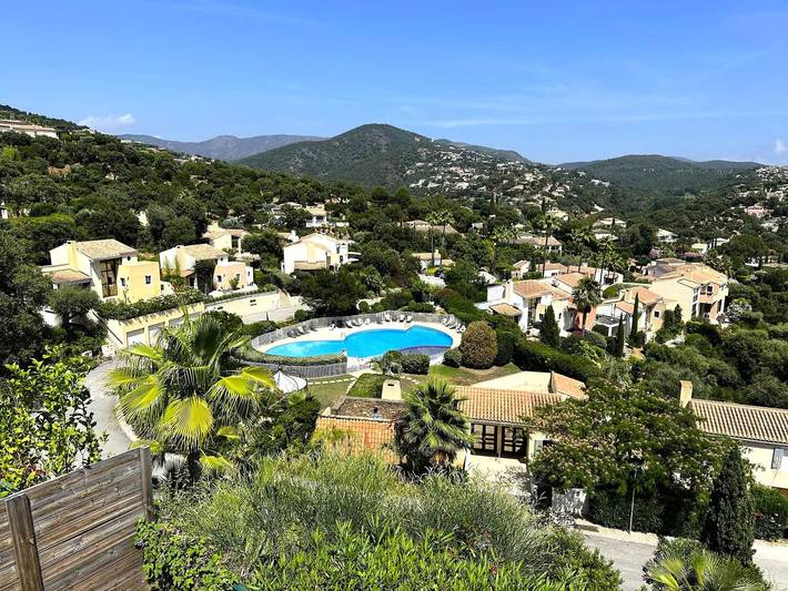 Villa pour 6 personnes, avec piscine à La Londe-les-Maures - 4