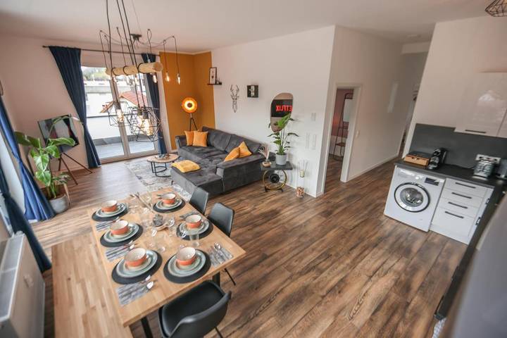 Ferienwohnung für 6 Personen, mit Balkon und Terrasse sowie Ausblick