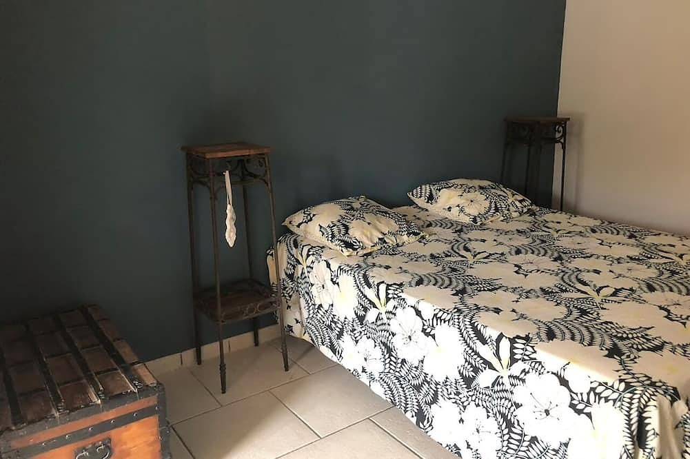 Charmante Maison de Village Avec Jardin in Aléria, Corte en omgeving