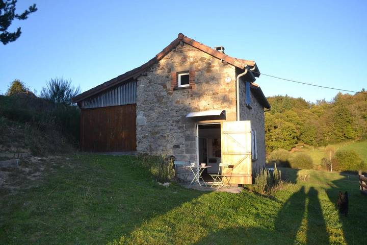 Location de vacances pour 4 personnes, avec vue et jardin à Frayssinhes