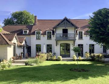 Chambre d’hôte pour 2 personnes, avec jardin et terrasse ainsi que jacuzzi et sauna à Barbizon