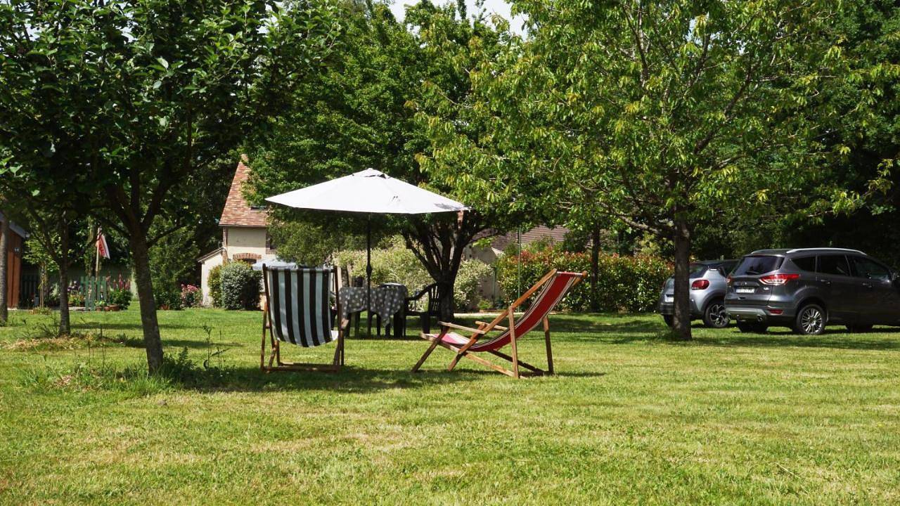 Magnolia54 in Louesme, Champignelles (Yonne)
