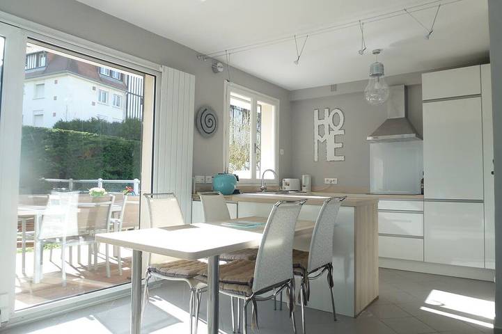 Apartamento de vacaciones para 5 personas, con terraza y jardín - 1