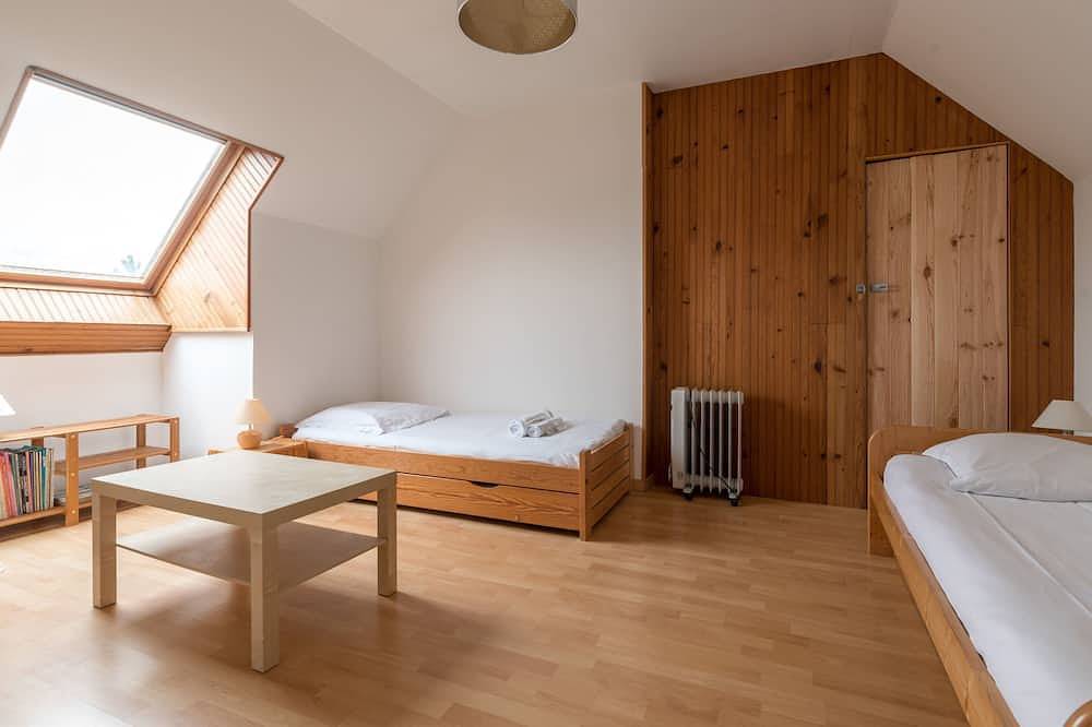 Les Ajoncs - 300m de la plage - Parking in Batz-sur-Mer, Côte d'Amour